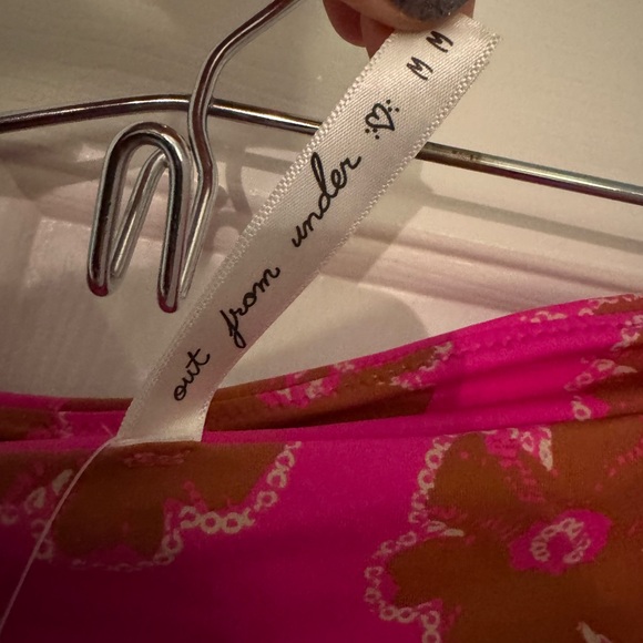 🩷🌺NWT UO Haut de Bikini Bandeau Top Lucy à Fleurs Out From Under 🌺🤎 - Picture 8 of 10